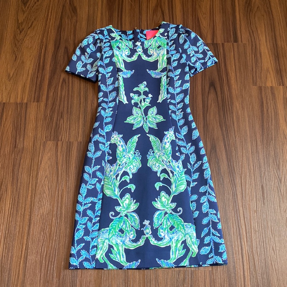 Stretchy scuba material lilly Pulitzer dress